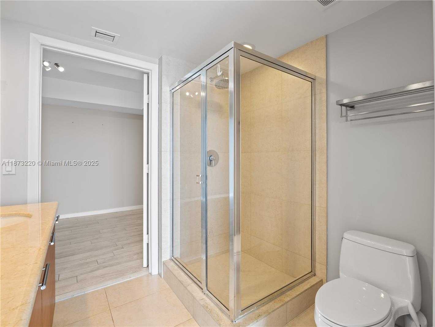 Small Image of 50 BISCAYNE BLVD #4706, Miami Number 15