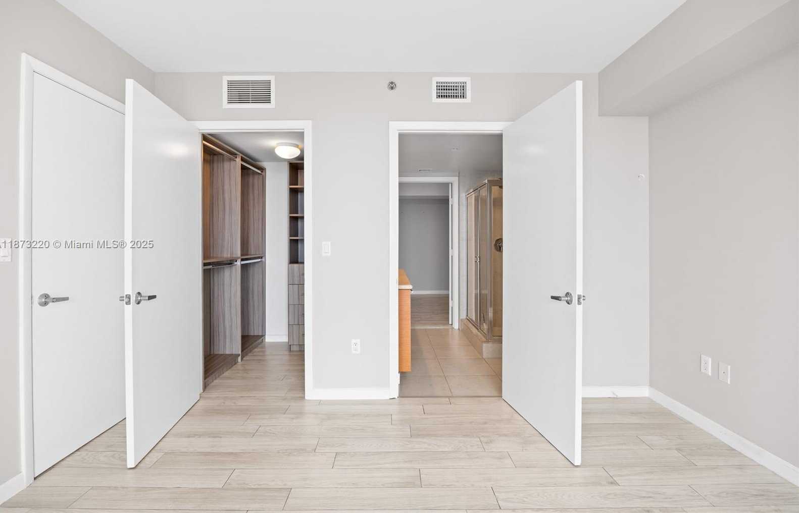 Small Image of 50 BISCAYNE BLVD #4706, Miami Number 20