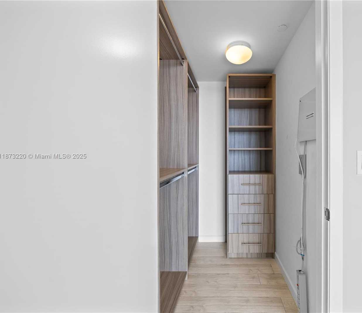 Small Image of 50 BISCAYNE BLVD #4706, Miami Number 21