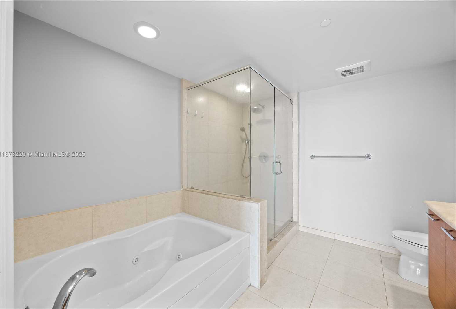 Small Image of 50 BISCAYNE BLVD #4706, Miami Number 26
