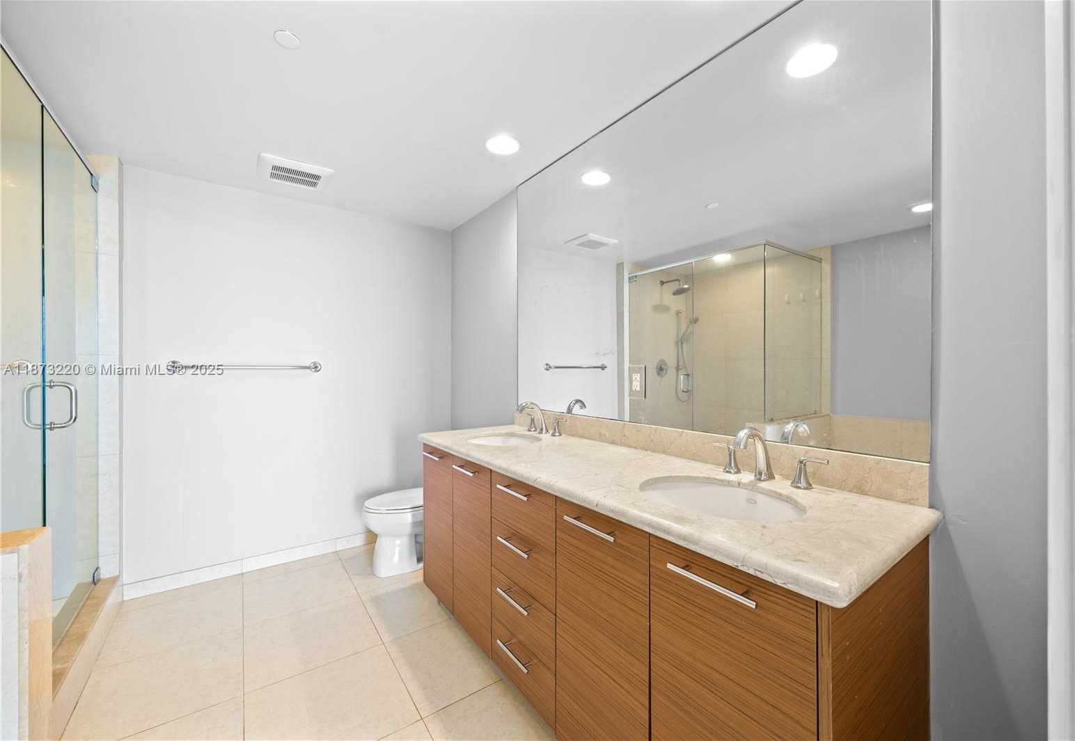 Small Image of 50 BISCAYNE BLVD #4706, Miami Number 28