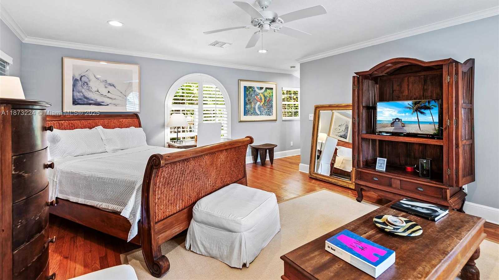 Small Image of 814 WEST DILIDO DR, Miami Beach Number 18