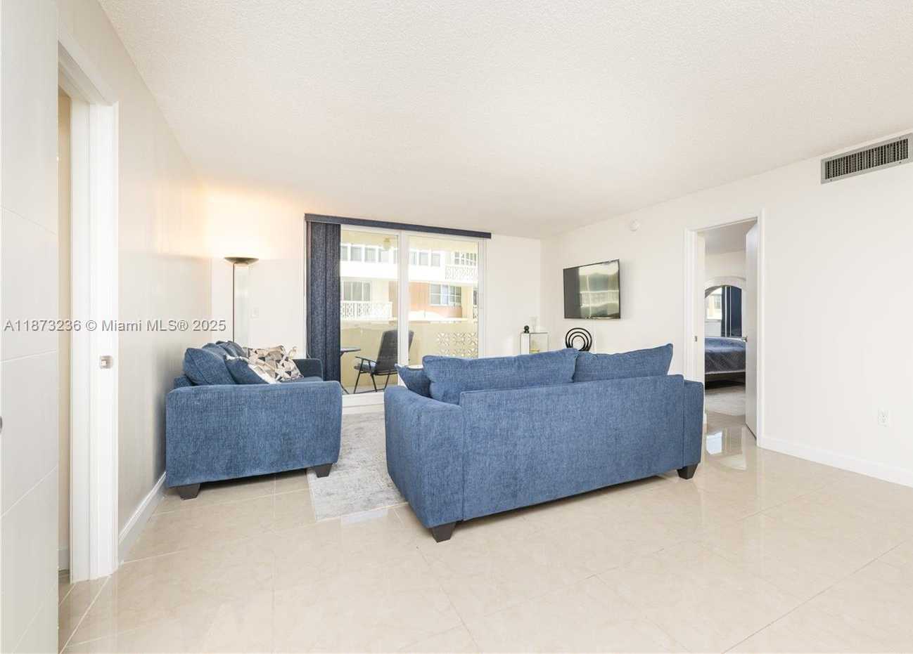 Small Image of 1833 SOUTH OCEAN DR #1007, Hallandale Beach Number 41
