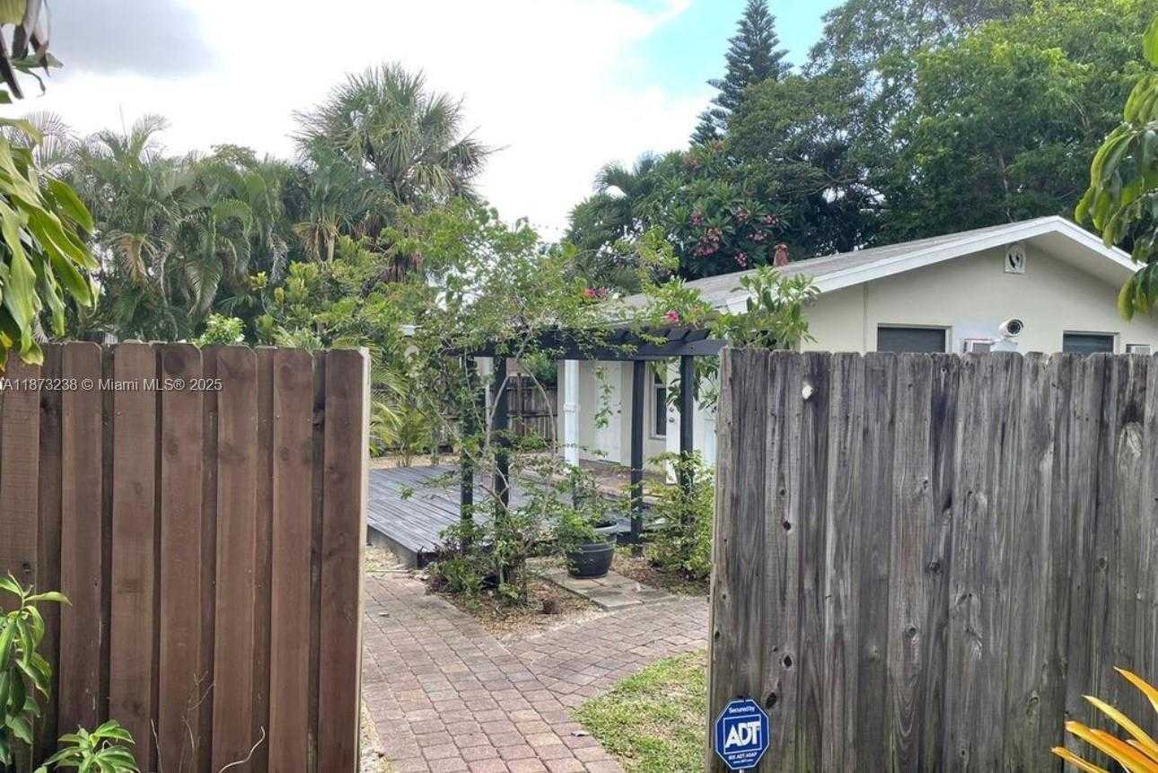 Small Image of 1565 NORTH EAST 32ND ST #B, Oakland Park Number 6