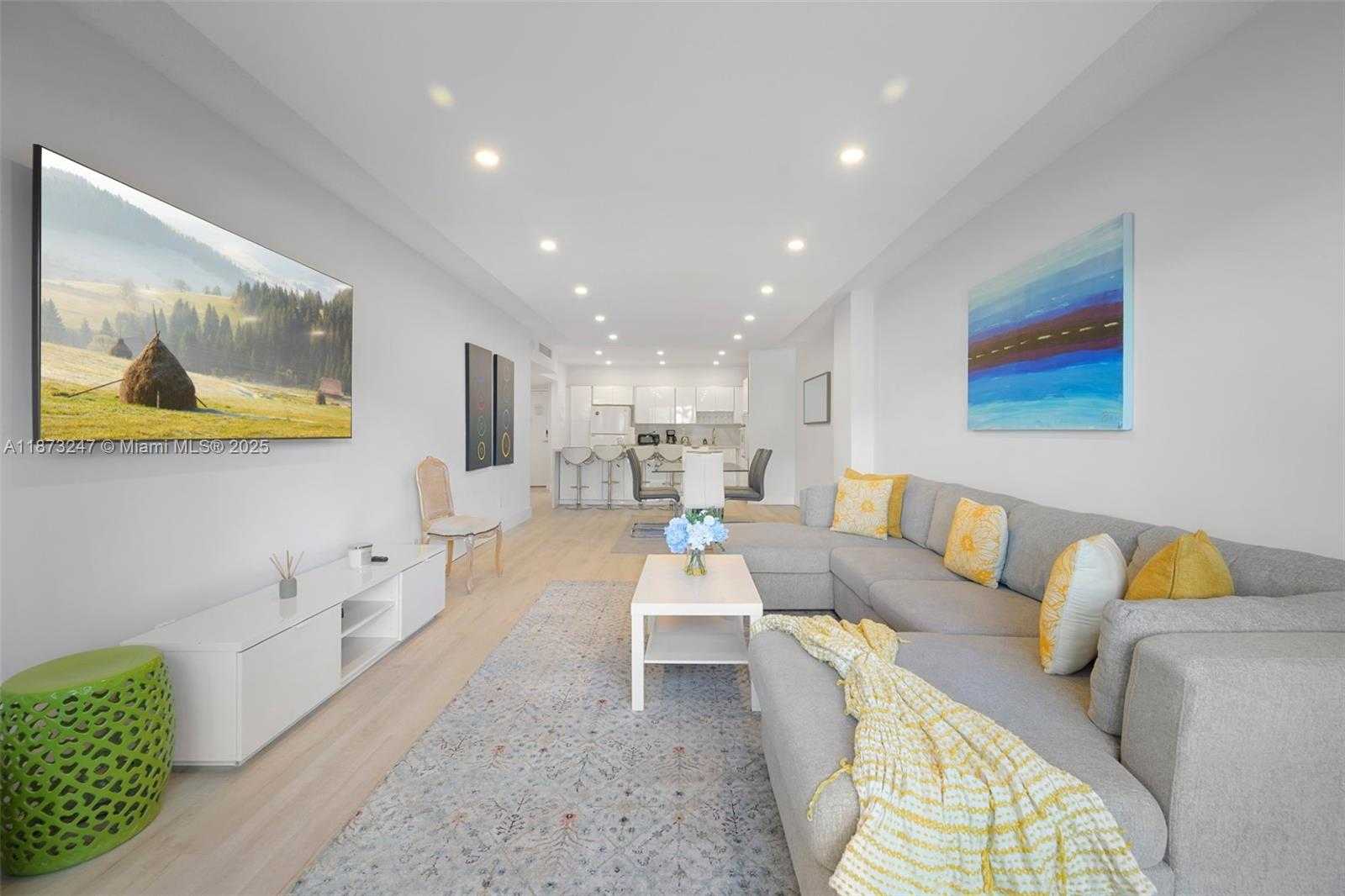 Small Image of 19370 COLLINS AVE #124, Sunny Isles Beach Number 5