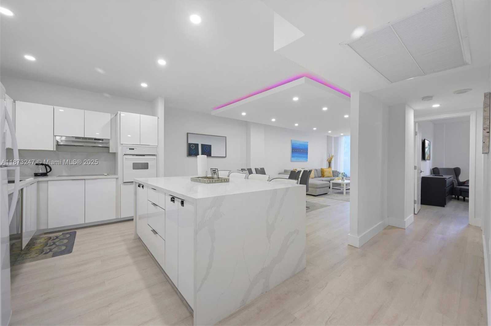 Small Image of 19370 COLLINS AVE #124, Sunny Isles Beach Number 7