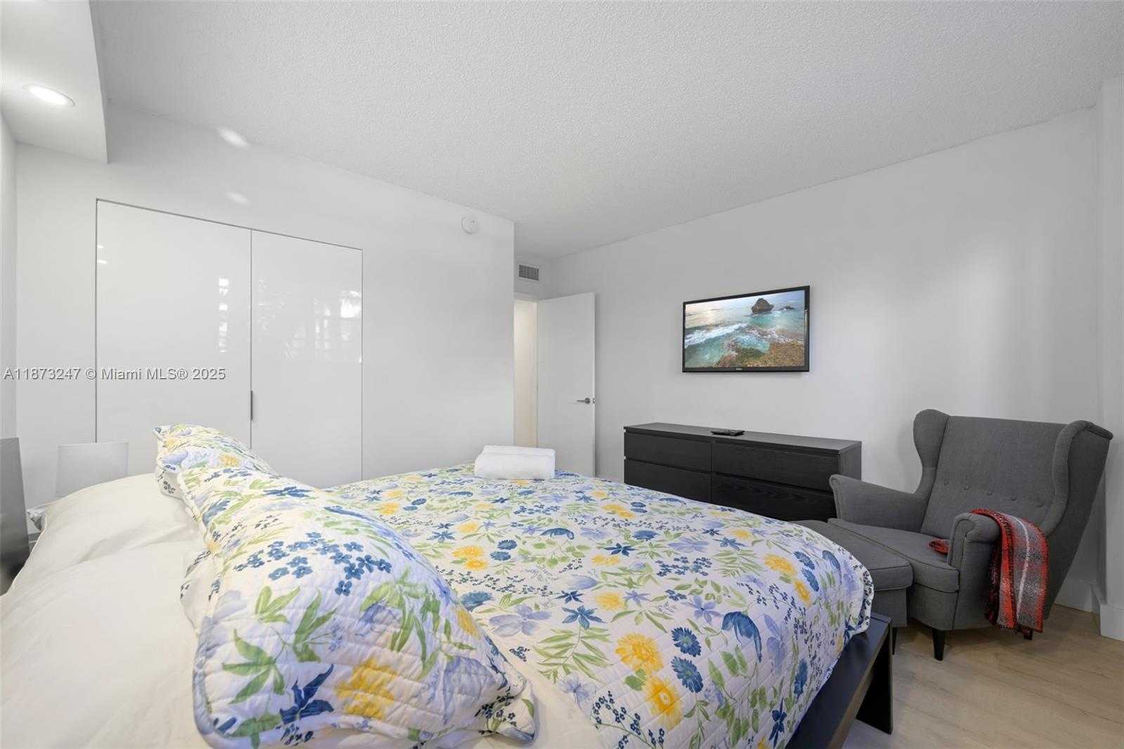 Small Image of 19370 COLLINS AVE #124, Sunny Isles Beach Number 9