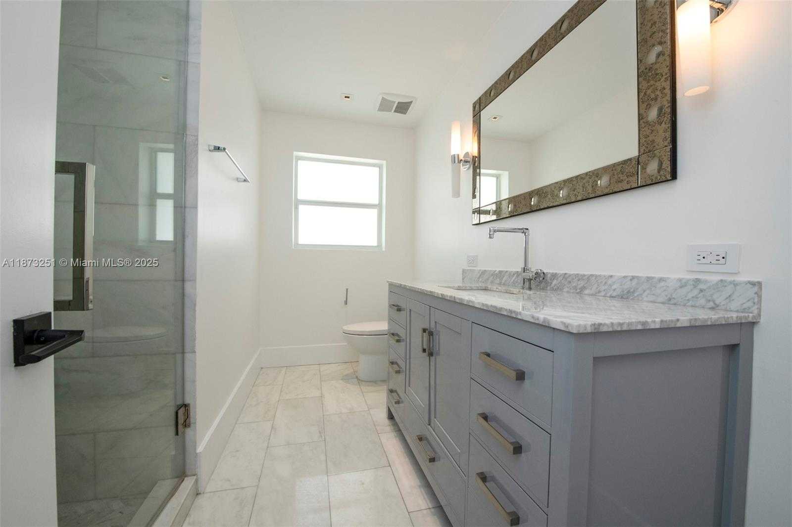 Small Image of 5240 NORTH EAST 29TH AVE, Fort Lauderdale Number 20