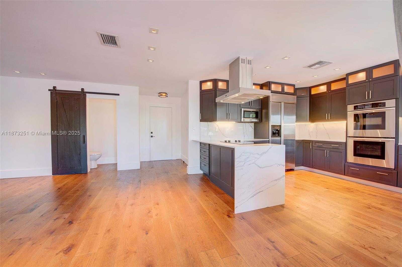 Small Image of 5240 NORTH EAST 29TH AVE, Fort Lauderdale Number 8