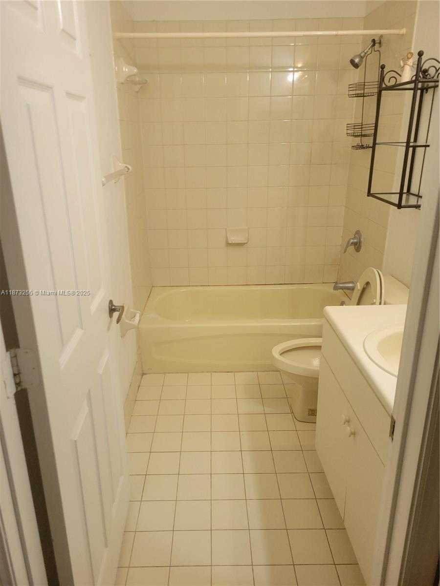 Small Image of 11102 NORTH WEST 83 STREET #207, Doral Number 15