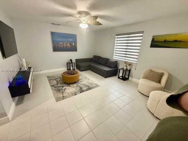 Small Image of 11034 SOUTH WEST 148TH PL, Miami Number 10