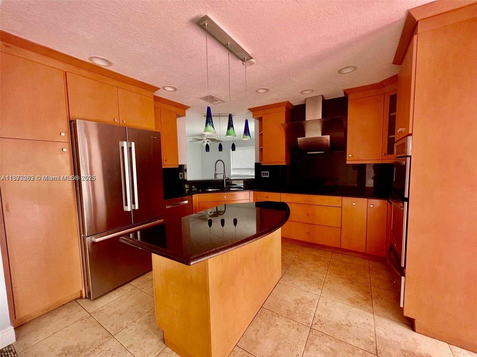 Small Image of 11034 SOUTH WEST 148TH PL, Miami Number 12