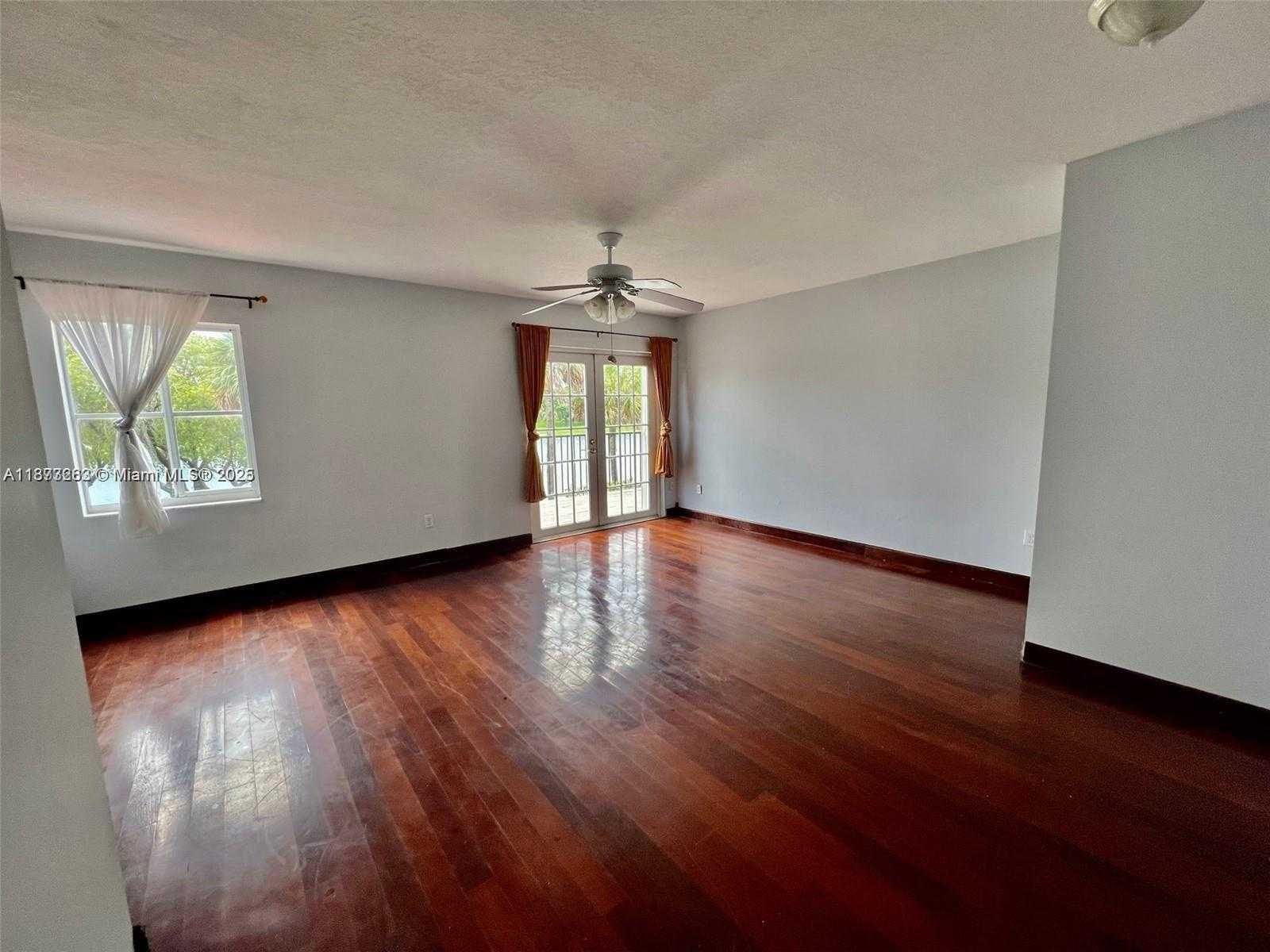 Small Image of 11034 SOUTH WEST 148TH PL, Miami Number 20