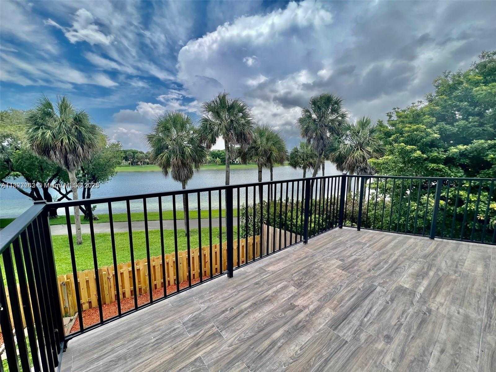 Small Image of 11034 SOUTH WEST 148TH PL, Miami Number 24