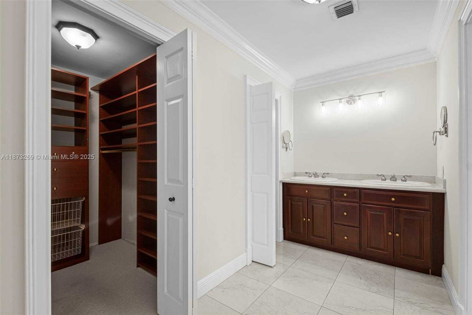 Small Image of 8260 SOUTH WEST 95TH ST, Miami Number 23