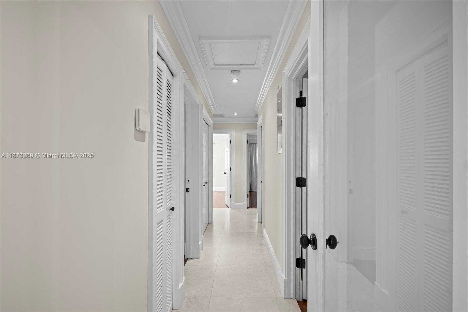 Small Image of 8260 SOUTH WEST 95TH ST, Miami Number 26