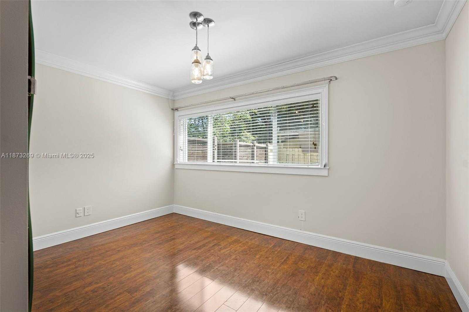 Small Image of 8260 SOUTH WEST 95TH ST, Miami Number 32