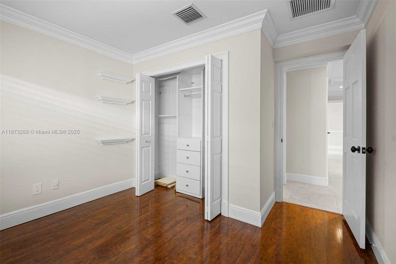 Small Image of 8260 SOUTH WEST 95TH ST, Miami Number 33