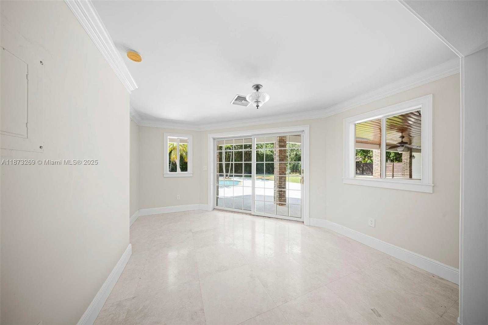 Small Image of 8260 SOUTH WEST 95TH ST, Miami Number 4