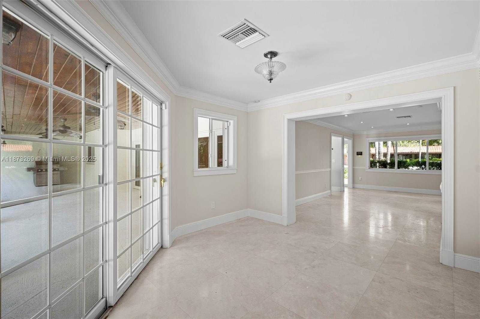 Small Image of 8260 SOUTH WEST 95TH ST, Miami Number 5
