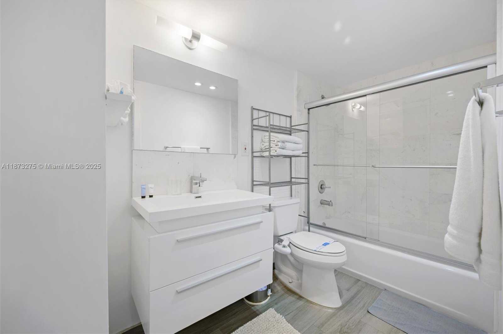 Small Image of 19370 COLLINS AVE #402, Sunny Isles Beach Number 15