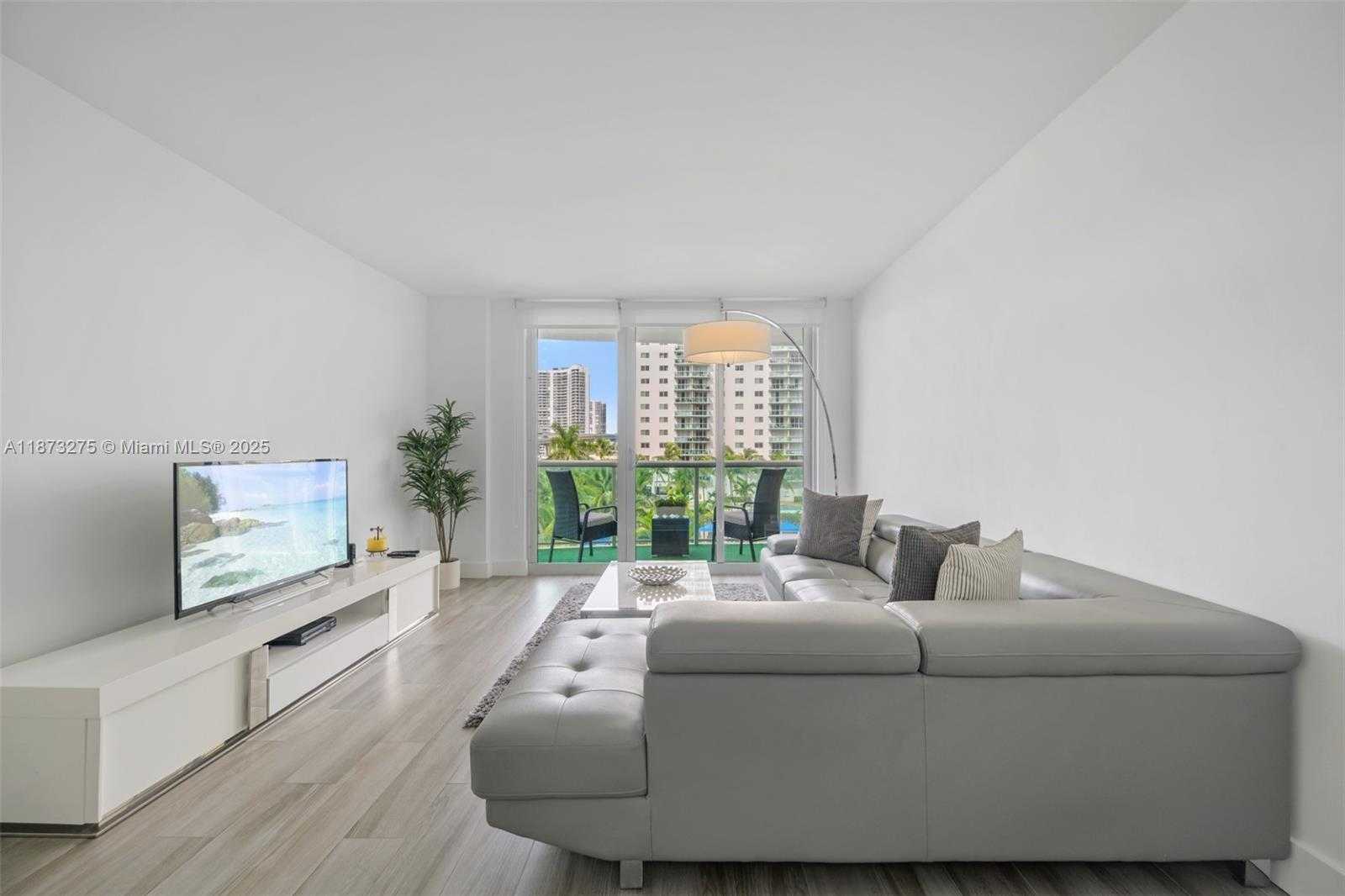 Small Image of 19370 COLLINS AVE #402, Sunny Isles Beach Number 2