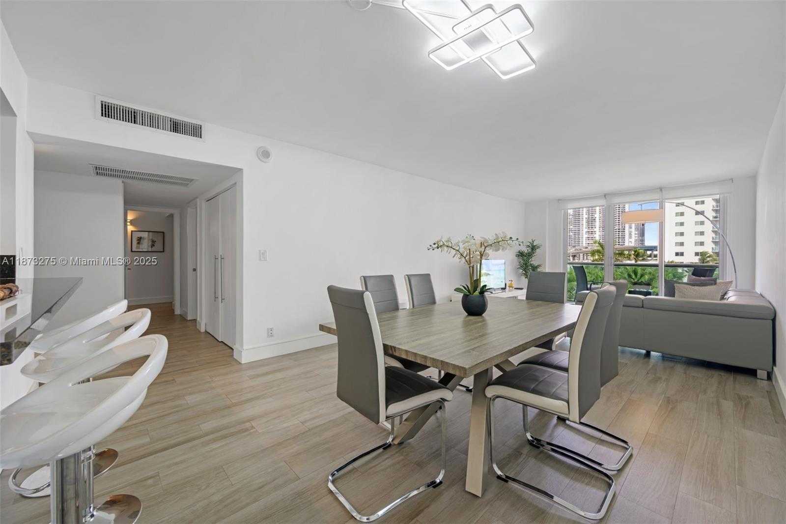 Small Image of 19370 COLLINS AVE #402, Sunny Isles Beach Number 5