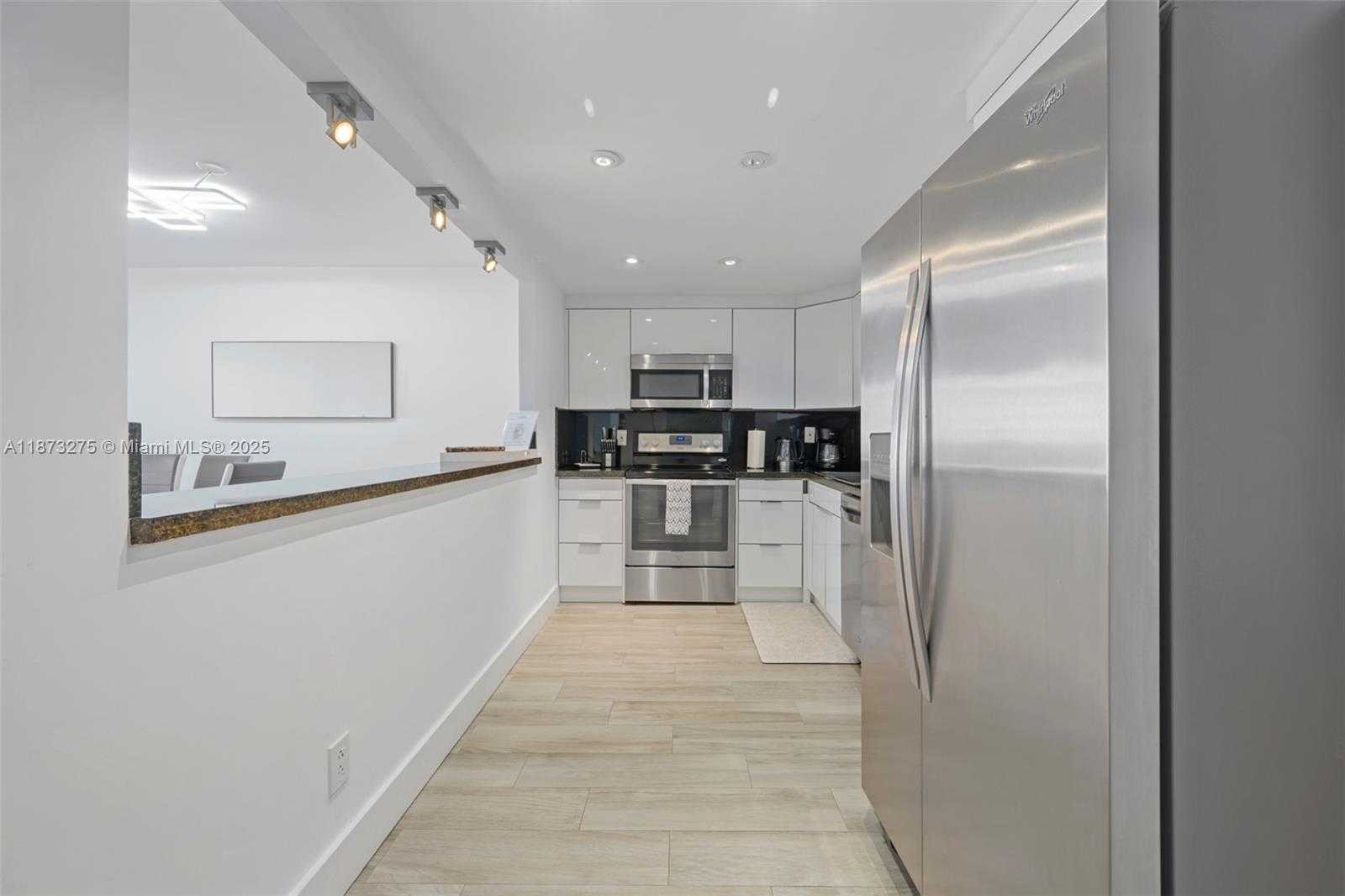 Small Image of 19370 COLLINS AVE #402, Sunny Isles Beach Number 7