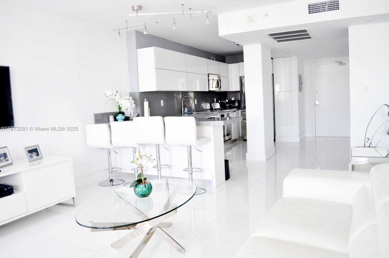Small Image of 100 LINCOLN RD #1504, Miami Beach Number 3