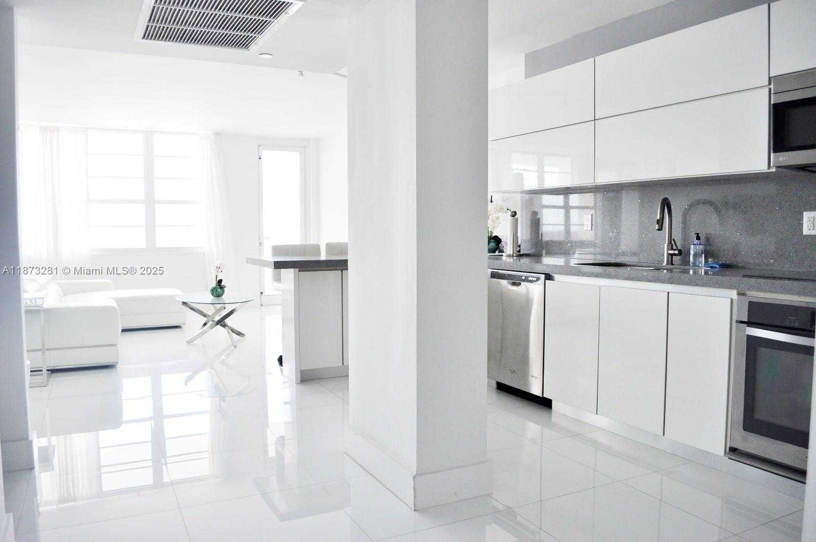 Small Image of 100 LINCOLN RD #1504, Miami Beach Number 6