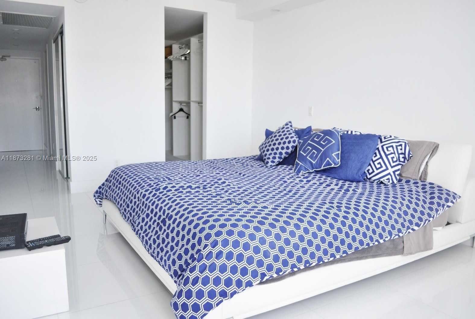 Small Image of 100 LINCOLN RD #1504, Miami Beach Number 8