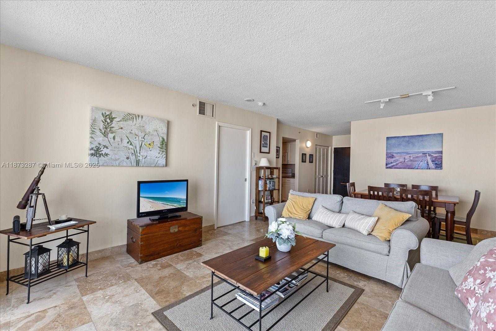 Small Image of 90 ALTON RD #2005, Miami Beach Number 8