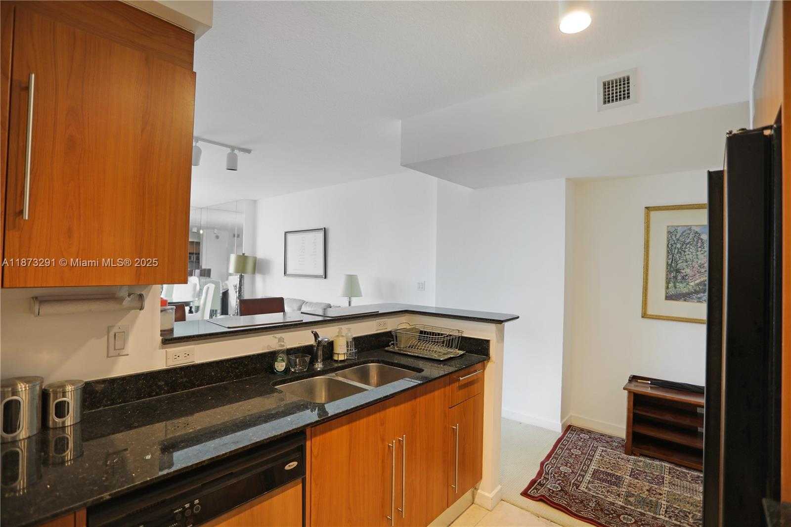 Small Image of 325 SOUTH BISCAYNE BLVD #1217, Miami Number 11