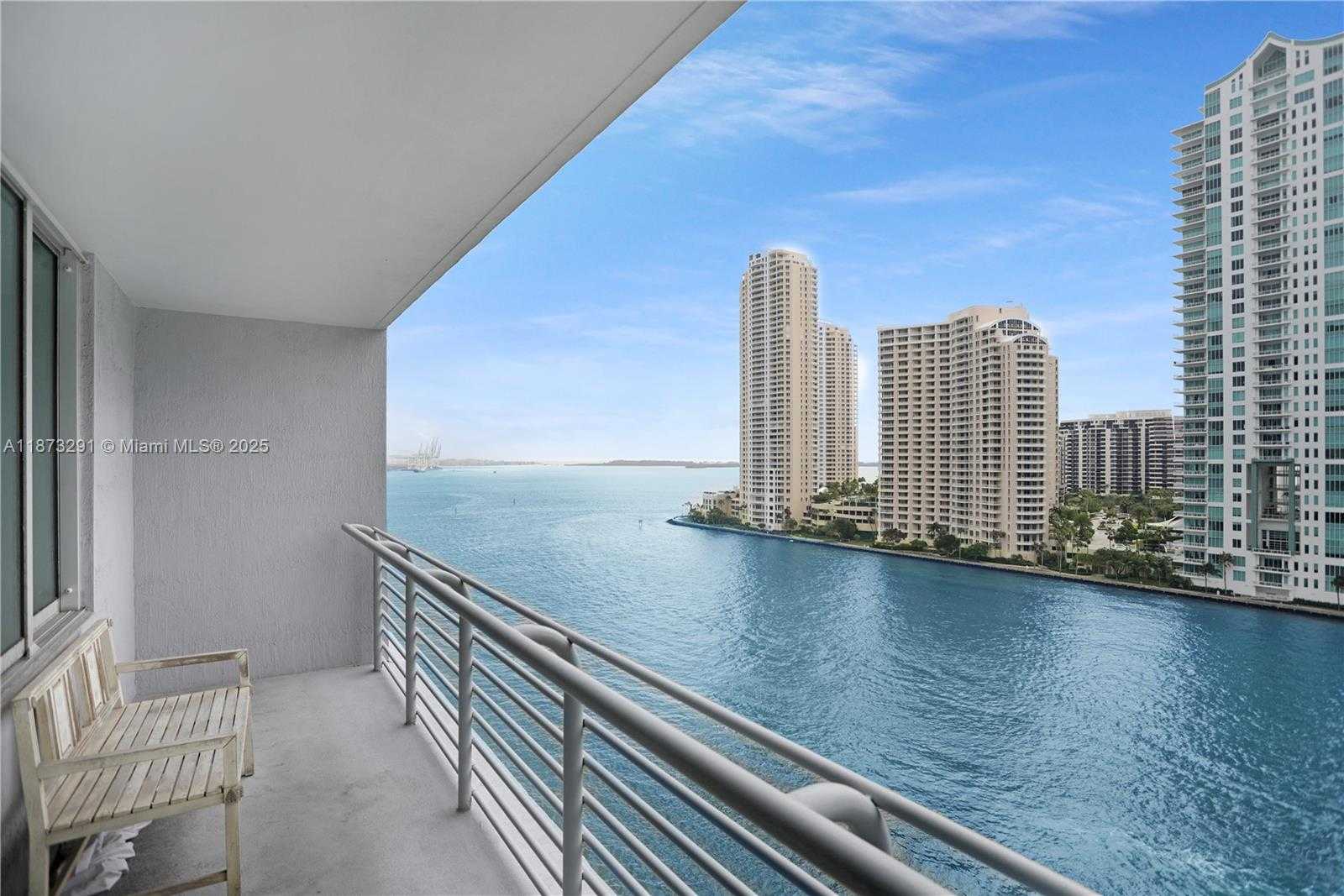 Small Image of 325 SOUTH BISCAYNE BLVD #1217, Miami Number 2