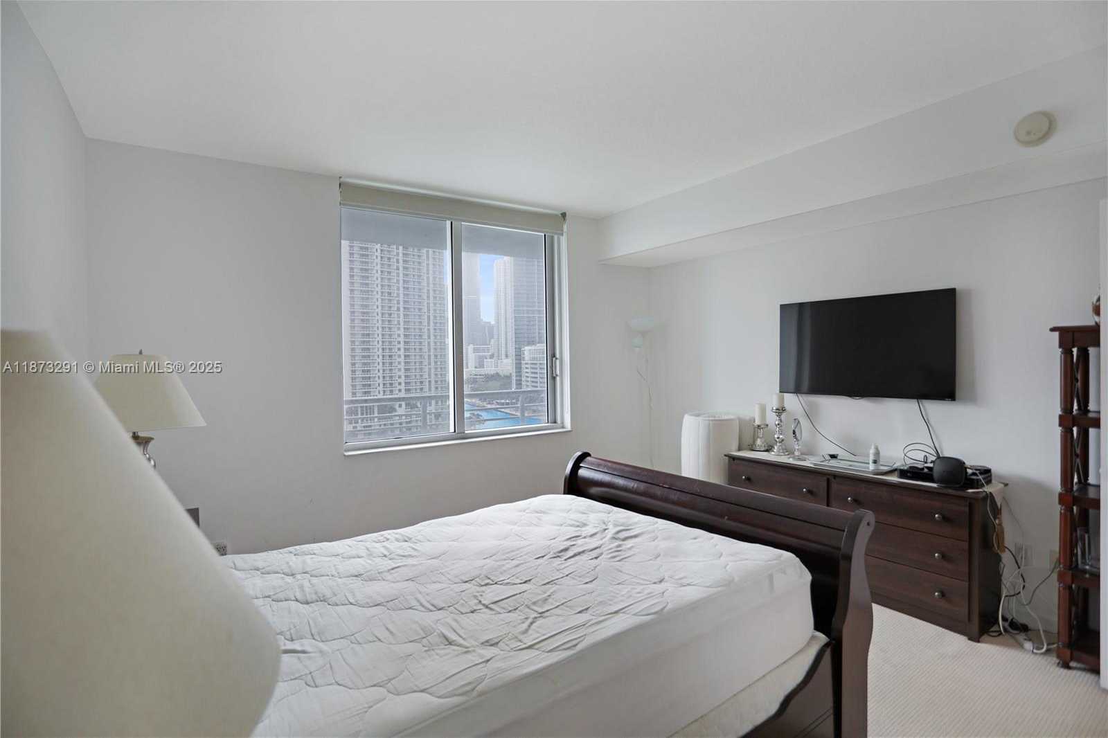 Small Image of 325 SOUTH BISCAYNE BLVD #1217, Miami Number 21