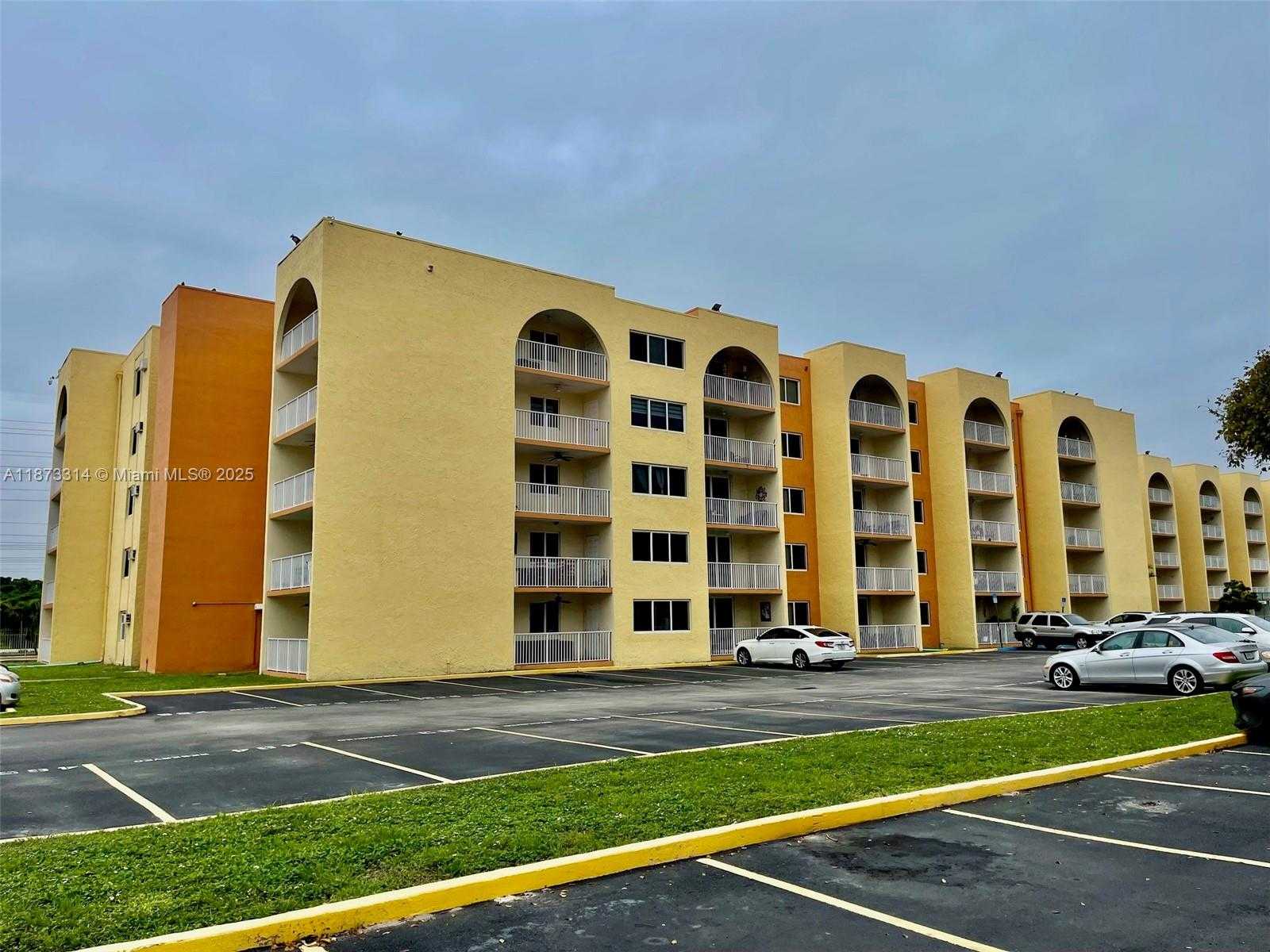Small Image of 7000 NORTH WEST 186TH ST #4-121, Hialeah Number 3