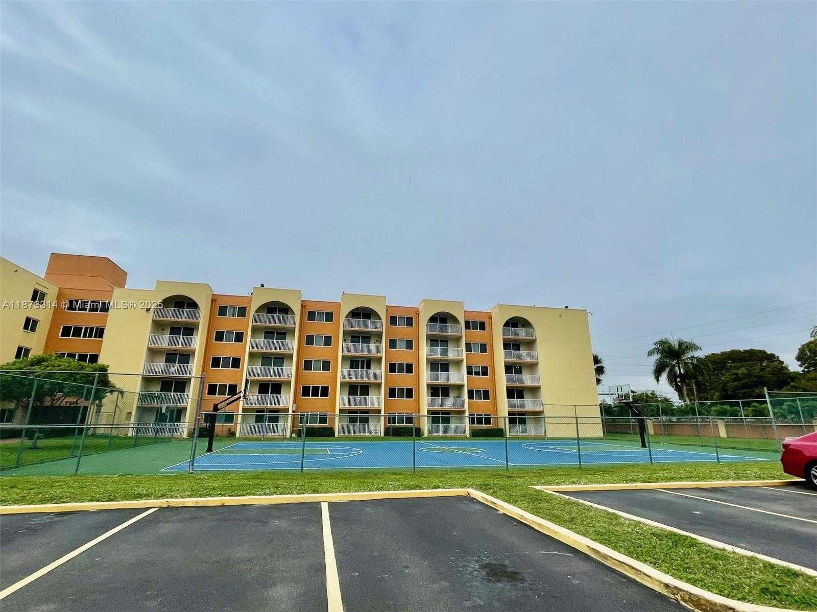 Small Image of 7000 NORTH WEST 186TH ST #4-121, Hialeah Number 4