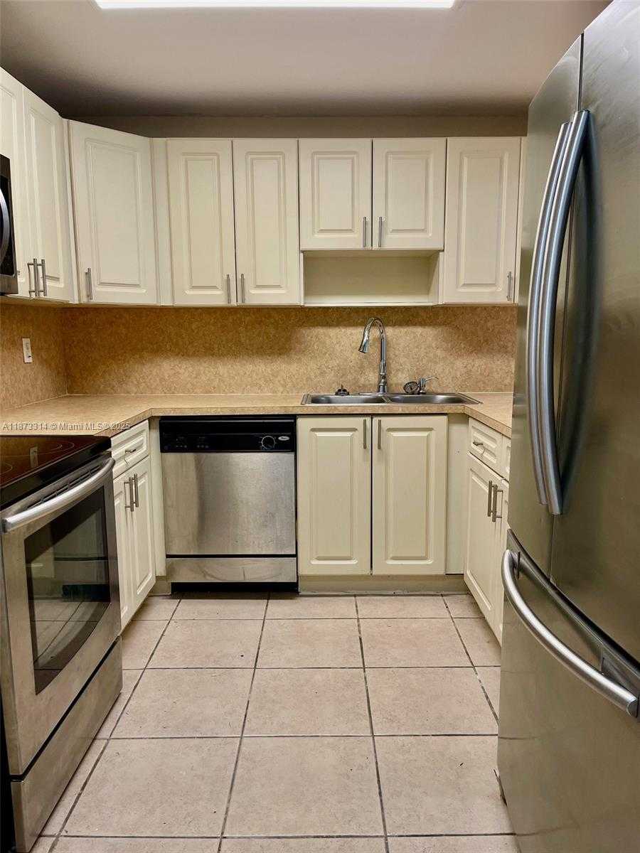 Small Image of 7000 NORTH WEST 186TH ST #4-121, Hialeah Number 9