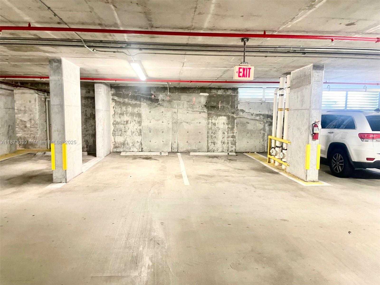 Small Image of 3131 NORTH EAST 188TH ST #1-702, Aventura Number 23