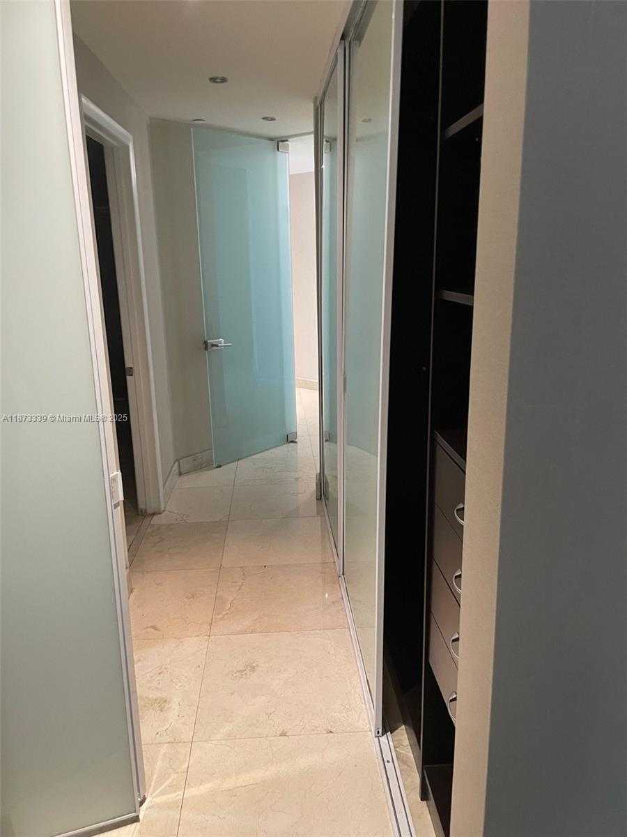 Small Image of 3131 NORTH EAST 188TH ST #1-702, Aventura Number 29