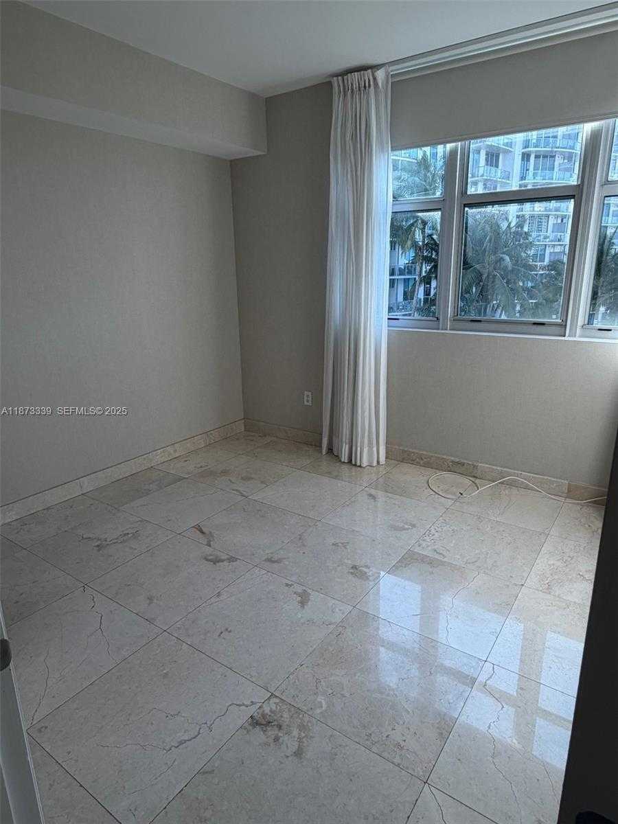 Small Image of 3131 NORTH EAST 188TH ST #1-702, Aventura Number 39