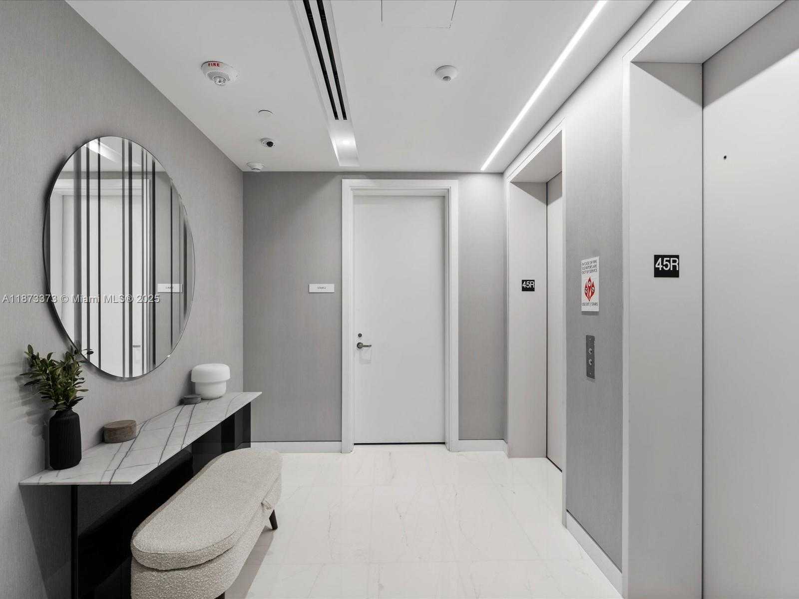 Small Image of 300 BISCAYNE BOULEVARD WAY #4502E, Miami Number 32