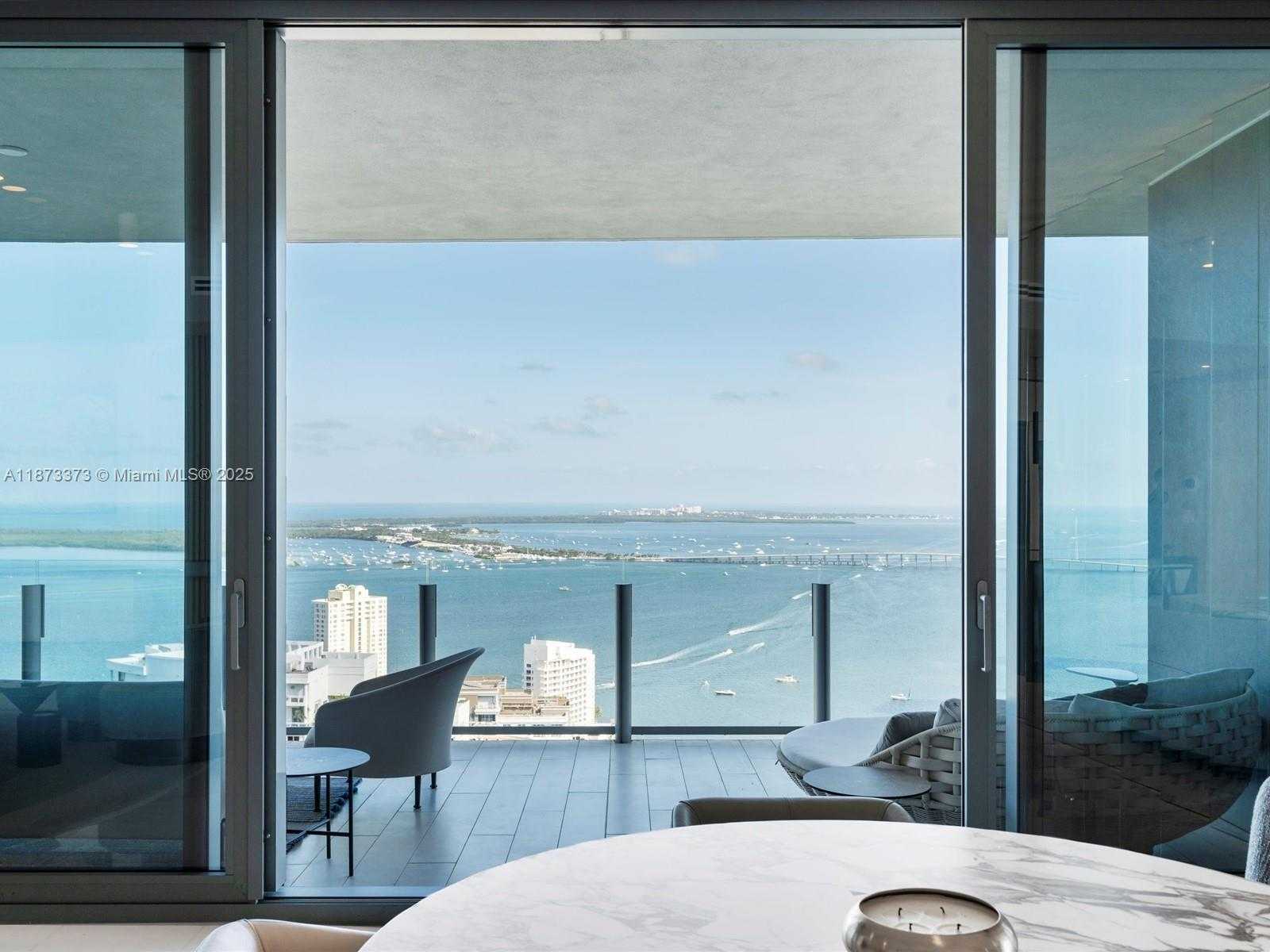 Small Image of 300 BISCAYNE BOULEVARD WAY #4502E, Miami Number 9