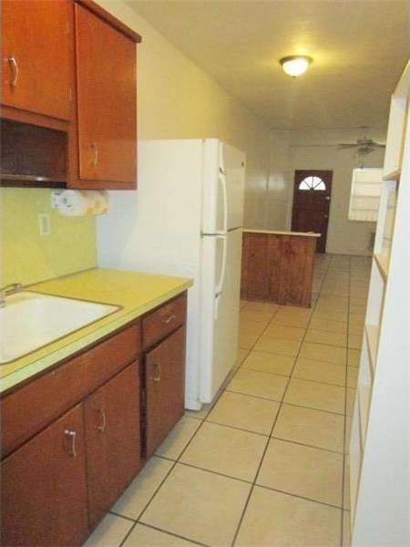 Small Image of 7625 HARDING AVE #3, Miami Beach Number 4