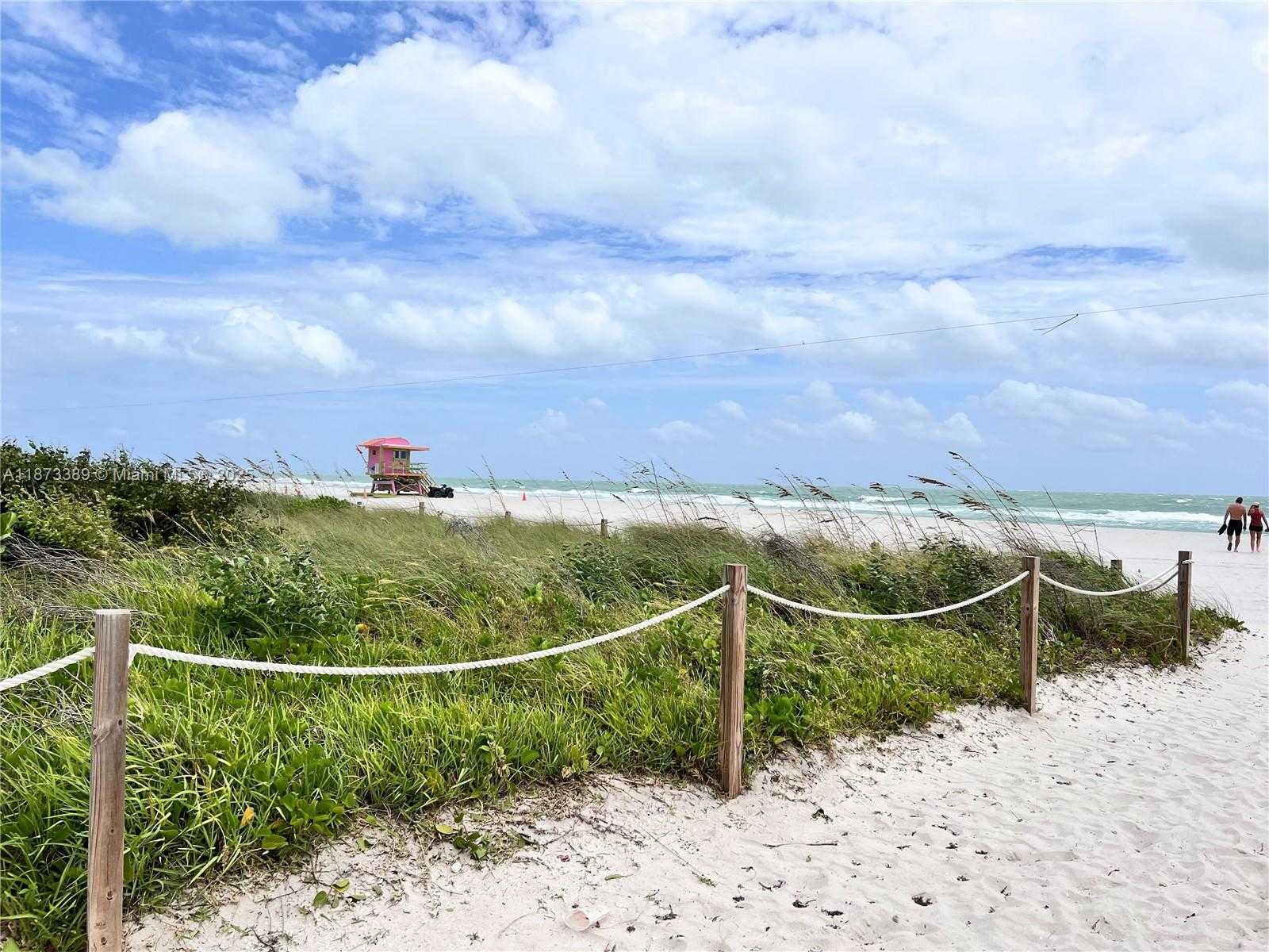 Small Image of 2625 COLLINS AVE #804, Miami Beach Number 20