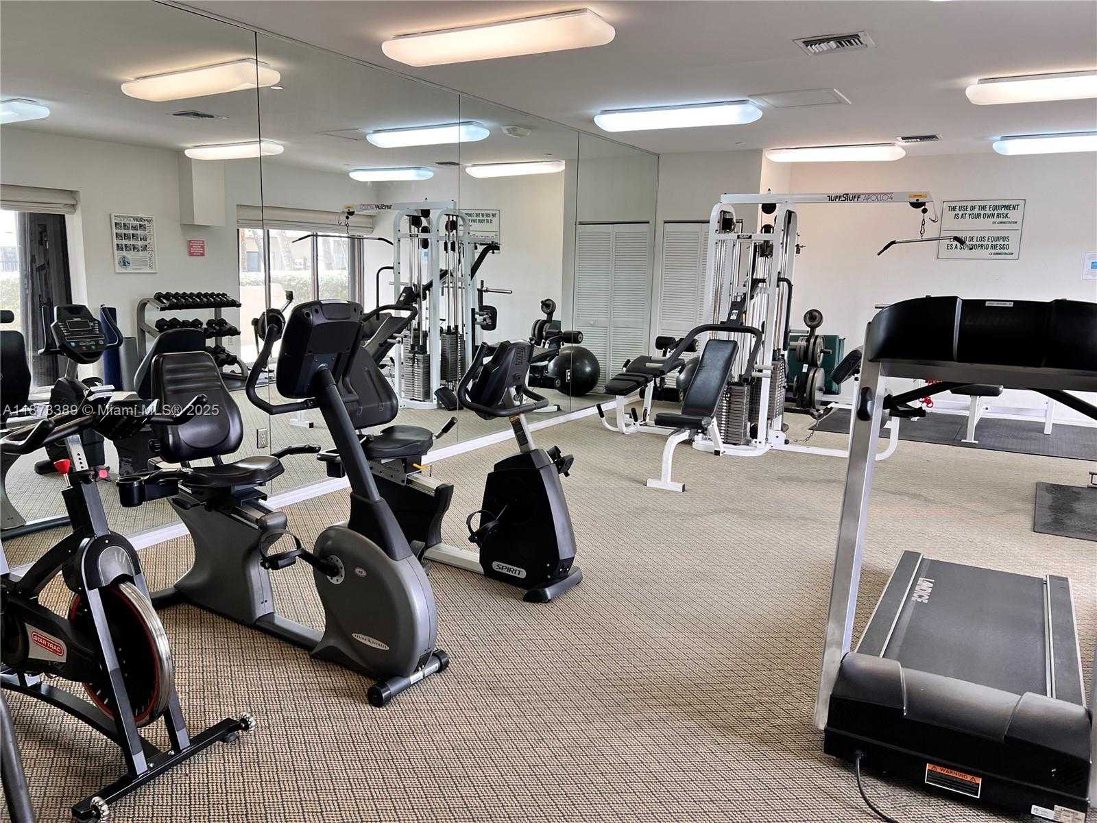 Small Image of 2625 COLLINS AVE #804, Miami Beach Number 26