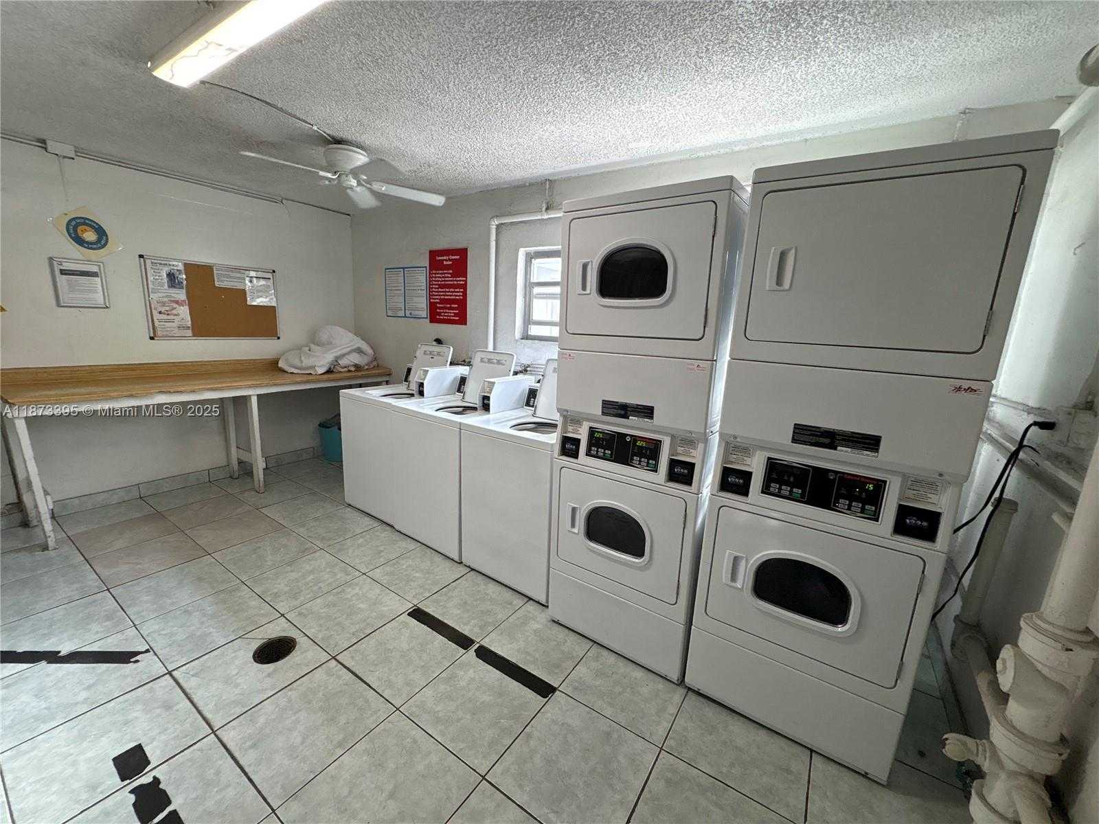 Small Image of 1331 LINCOLN RD #402, Miami Beach Number 15
