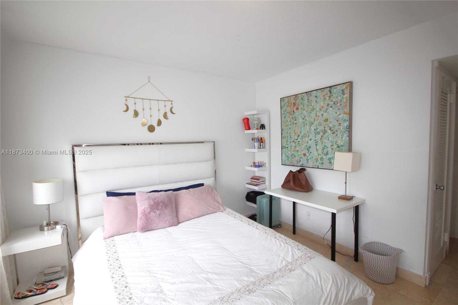 Small Image of 5151 COLLINS AVE #1226, Miami Beach Number 9