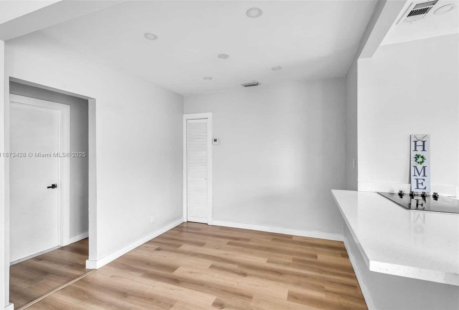 Small Image of 4798 SOUTH WEST 1ST ST, Miami Number 6