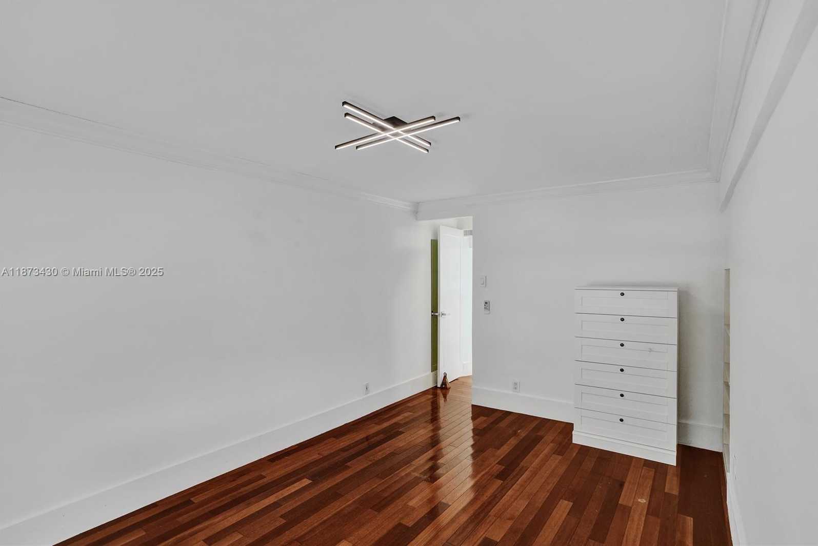 Small Image of 221 NORTH WEST 145TH ST, Miami Number 14